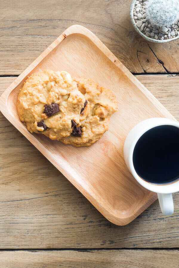 Coconut Cookies with Chocolate Chunks and Macadamia Nuts Recipe