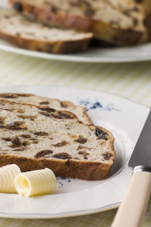 Barm Brack (Traditional Irish Bread) Recipe | CDKitchen.com